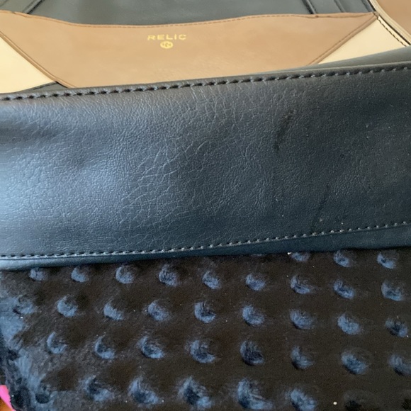 Relic Handbag - Picture 10 of 11